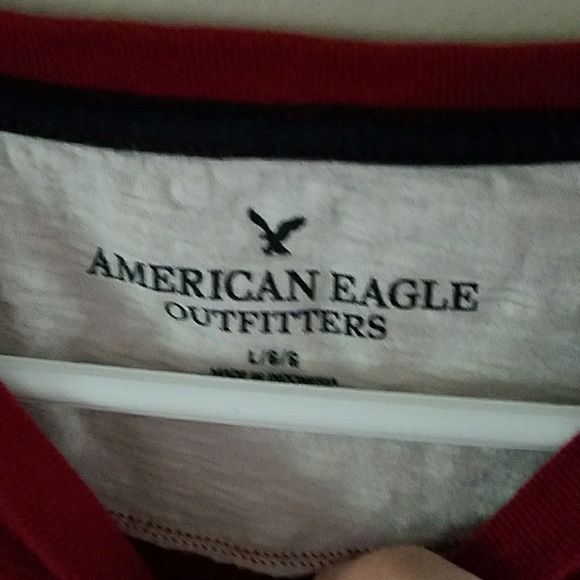 American Eagle men's colorblock tee shirt. - Picture 3 of 4